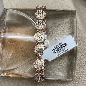 Rose Gold Tone Filigree Circle Stretch Bracelet